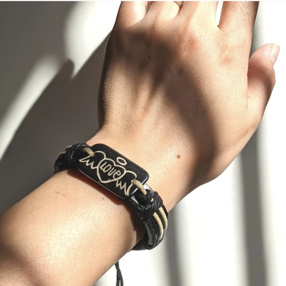 #2 Bracelet Lettered "Love" - Picture 3 of 5